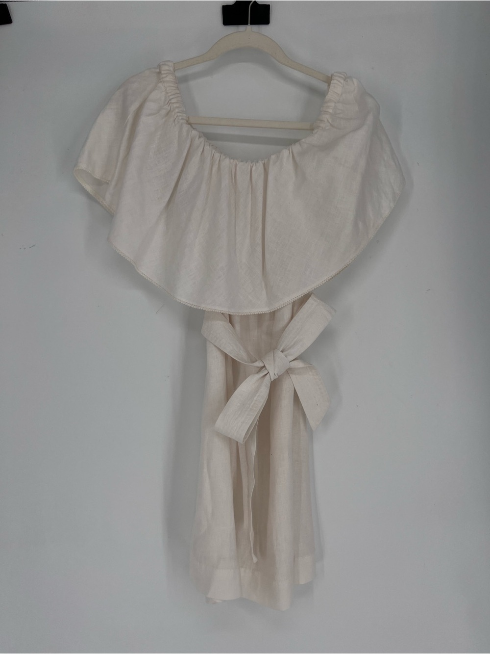 Out of Office Trina Turk 100% Linen Off the Shoulder White Belted Mini Dress S